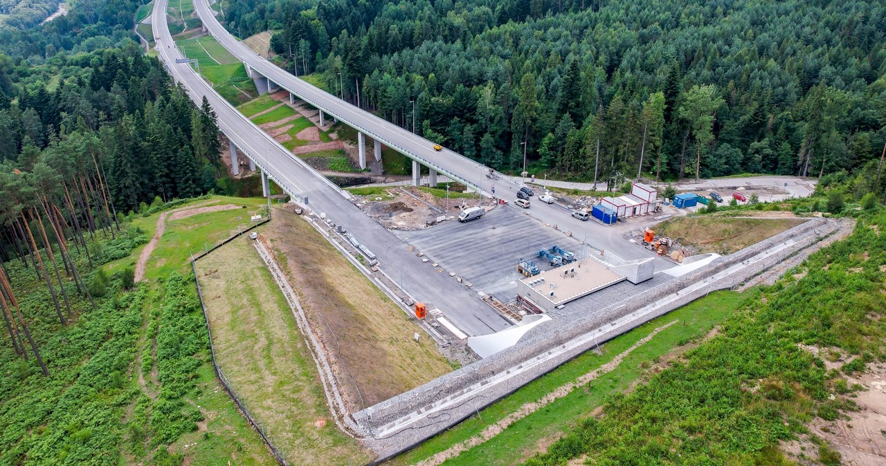 Takiej drogi w Polsce jeszcze nie było. Najpiękniejsze widoki na trasie