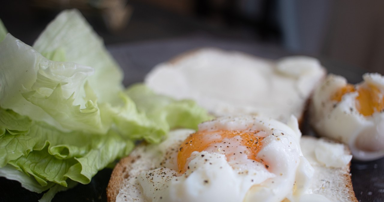 Tych produktów nie łącz z jajkami. Wśród nich popularne zestawy