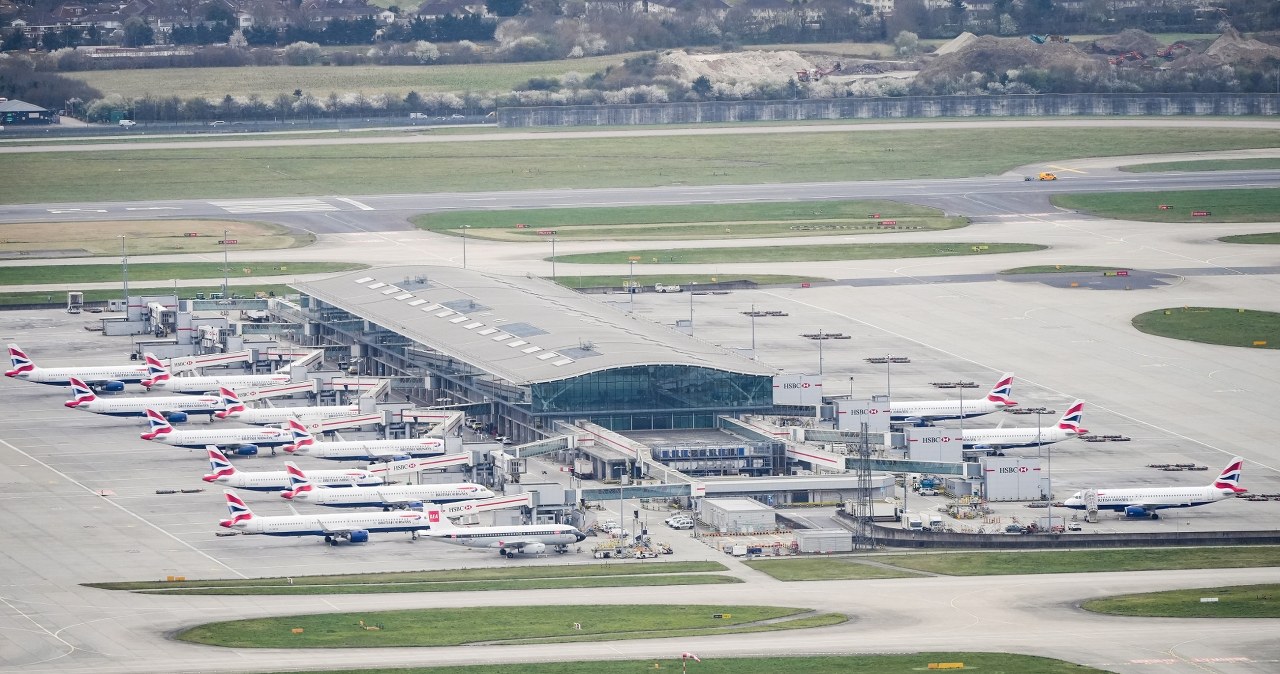 Cyberatak na europejskich lotniskach. Władze wskazują przyczynę