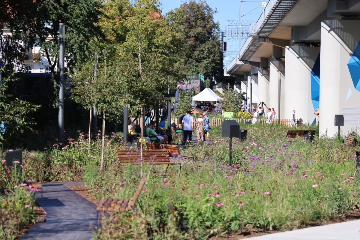 Takiego parku w Krakowie jeszcze nie było. Zobacz wyjątkową przestrzeń w mieście