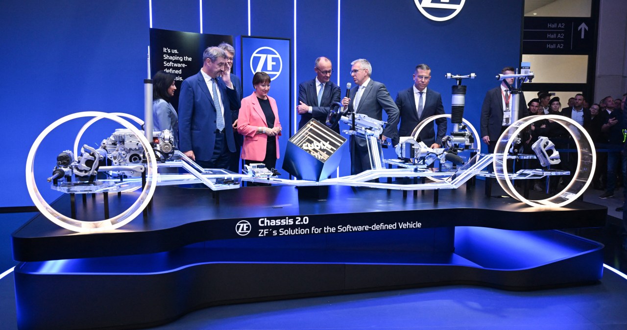 ZF ostrzega przed zakazem rejestracji aut spalinowych. Wywoła burzę na rynku