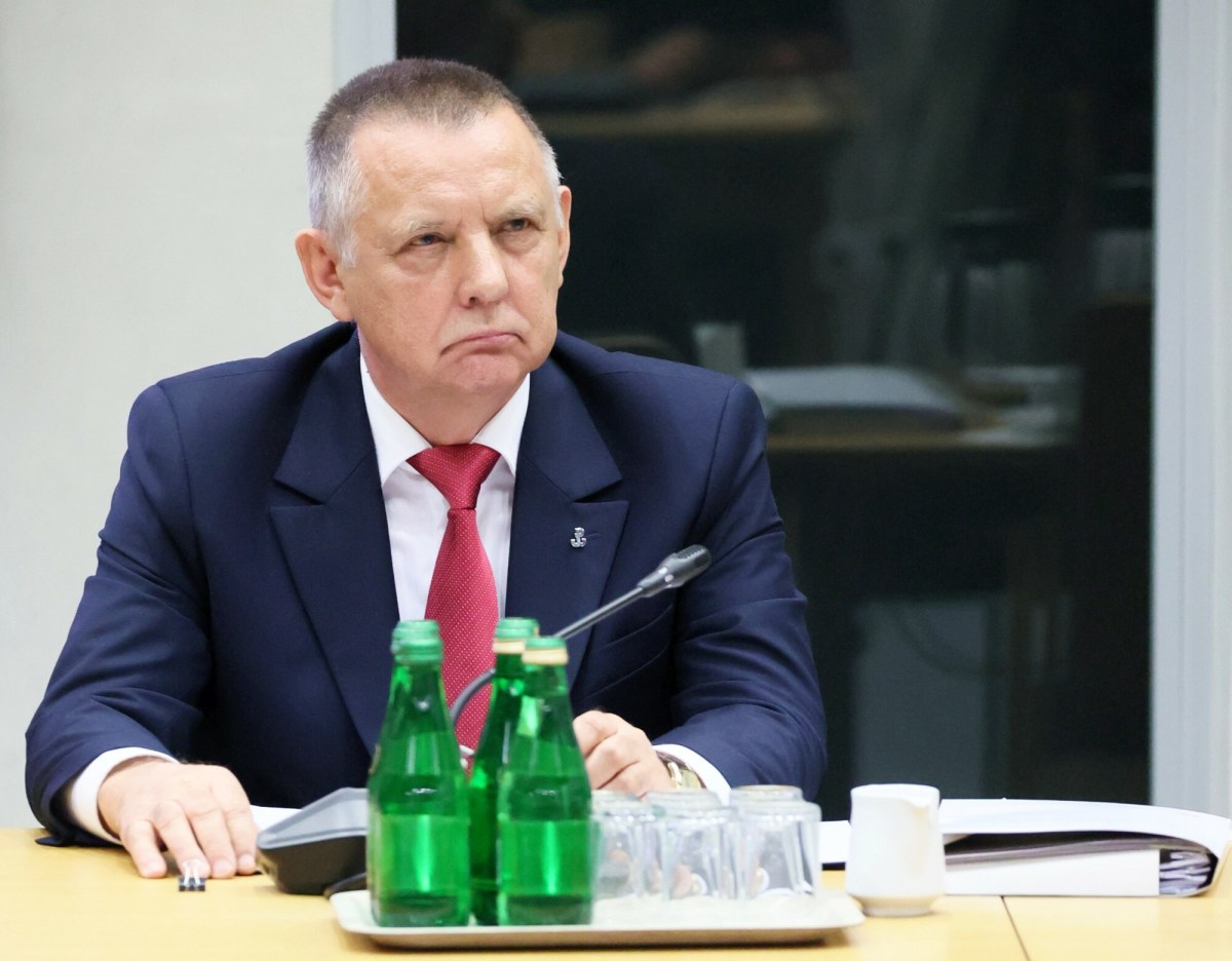 Prezes NIK uderza w KNF. Złożył zawiadomienie