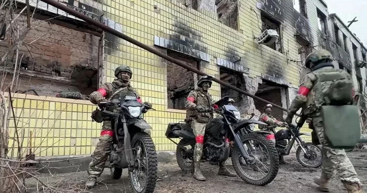 Rosjanie atakują ogromnymi grupami motocyklowymi. Jest nagranie