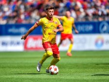 Piłka nożna: Betclic 1. Liga - mecz: Znicz Pruszków - Śląsk Wrocław