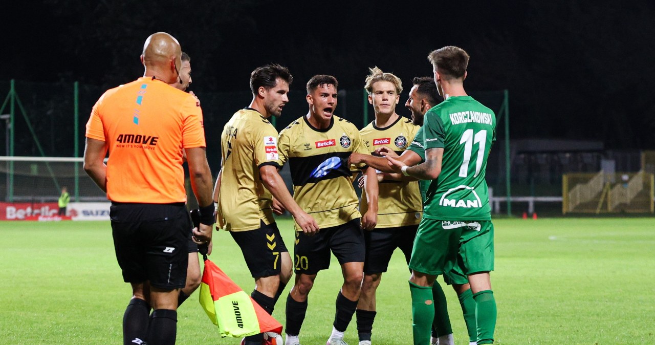 wiadomości,aktualności,Interia Niespodzianka w Pucharze Polski. Warszawianie odpadli z kopciuszkiem, nokaut w 115. minucie