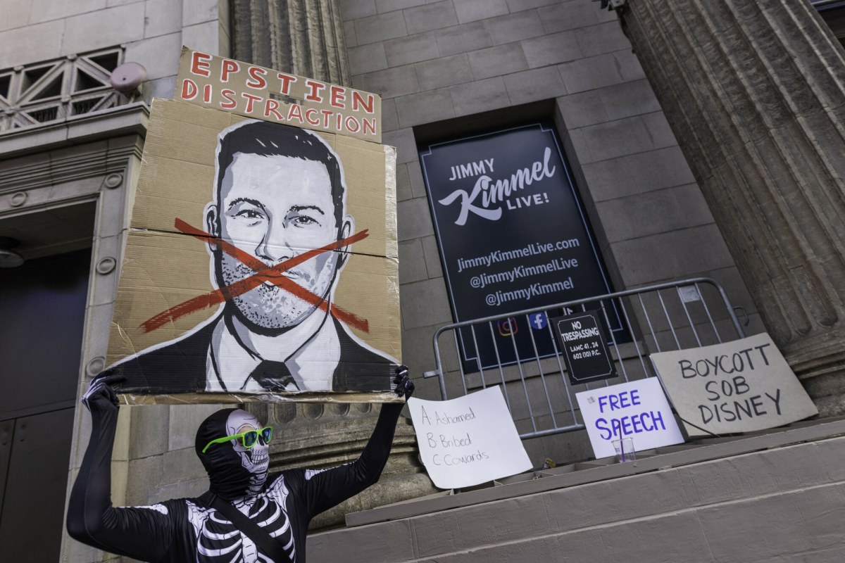 ​Kimmel wraca na antenę, Trump zapowiada odwet