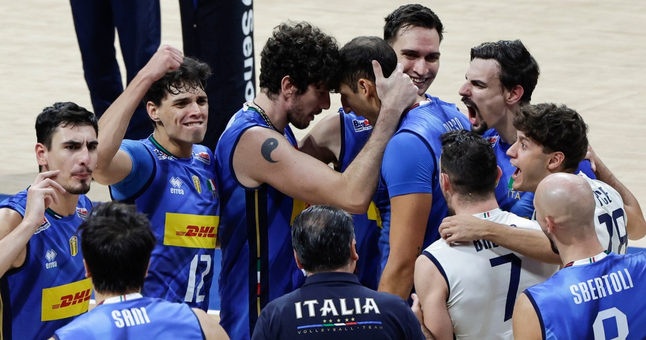 wiadomości,aktualności,Interia Pilny komunikat z obozu Włochów. Wszystko zanim Polacy wyszli na boisko