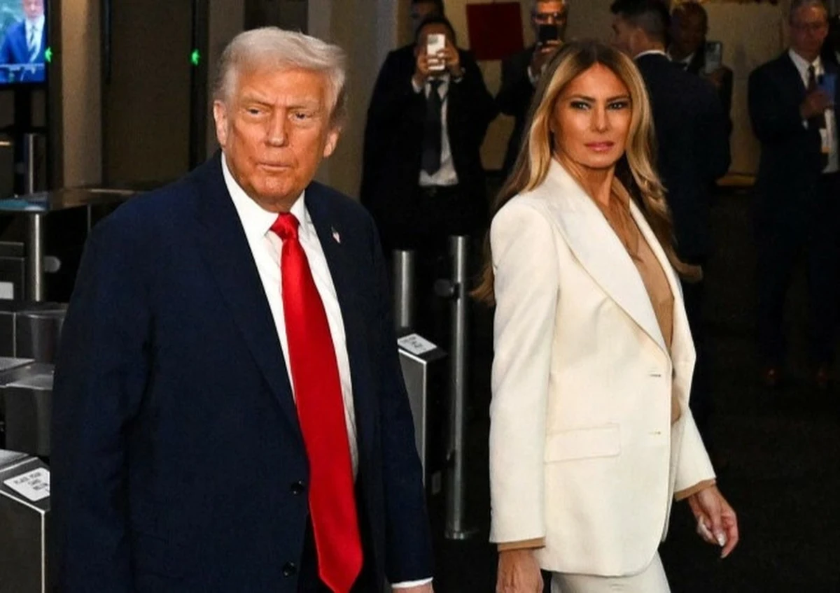 Donald Trump twierdzi, że podczas jego wizyty w siedzibie Organizacji Narodów Zjednoczonych w Nowym Jorku doszło do "potrójnego sabotażu". Chodzi o awarię ruchomych schodów, telepromptera oraz systemu dźwiękowego. Prezydent USA zażądał od ONZ wszczęcia oficjalnego śledztwa w tej sprawie.