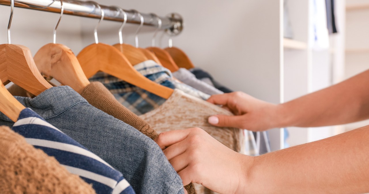 Nie tylko kwiaty. Te wzory podbijają wybiegi wiosną