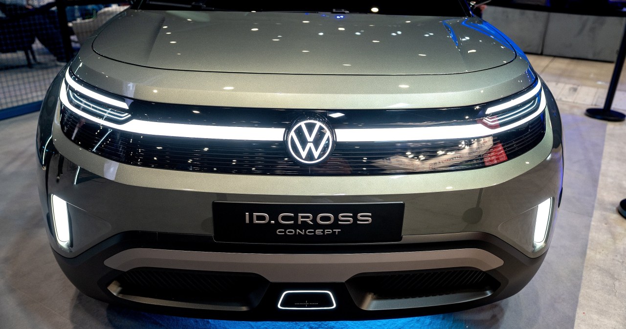 Niemcy nie skreślają aut spalinowych. "Rozwijamy wszystkie napędy"