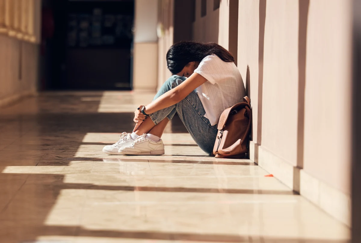 Do sądu trafił akt oskarżenia przeciwko nauczycielowi jednej ze szkół podstawowych w Zamościu (Lubelskie). Mężczyzna usłyszał dwa zarzuty dotyczące przestępstw o charakterze seksualnym. Śledztwo w tej sprawie wszczęto po zgłoszeniu od rodziców jednej z uczennic.