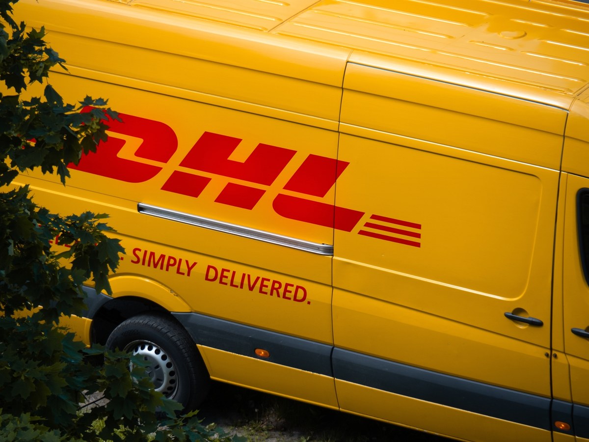 DHL przejmuje APM Solutions. Chodzi o automaty paczkowe
