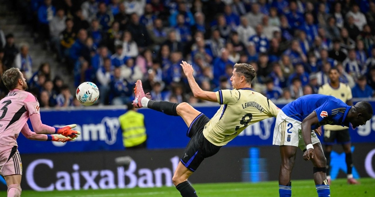 wiadomości,aktualności,Interia Po golu Lewandowskiego nadeszło potwierdzenie. Polak zrównał się z legendą. Niesamowite osiągnięcie