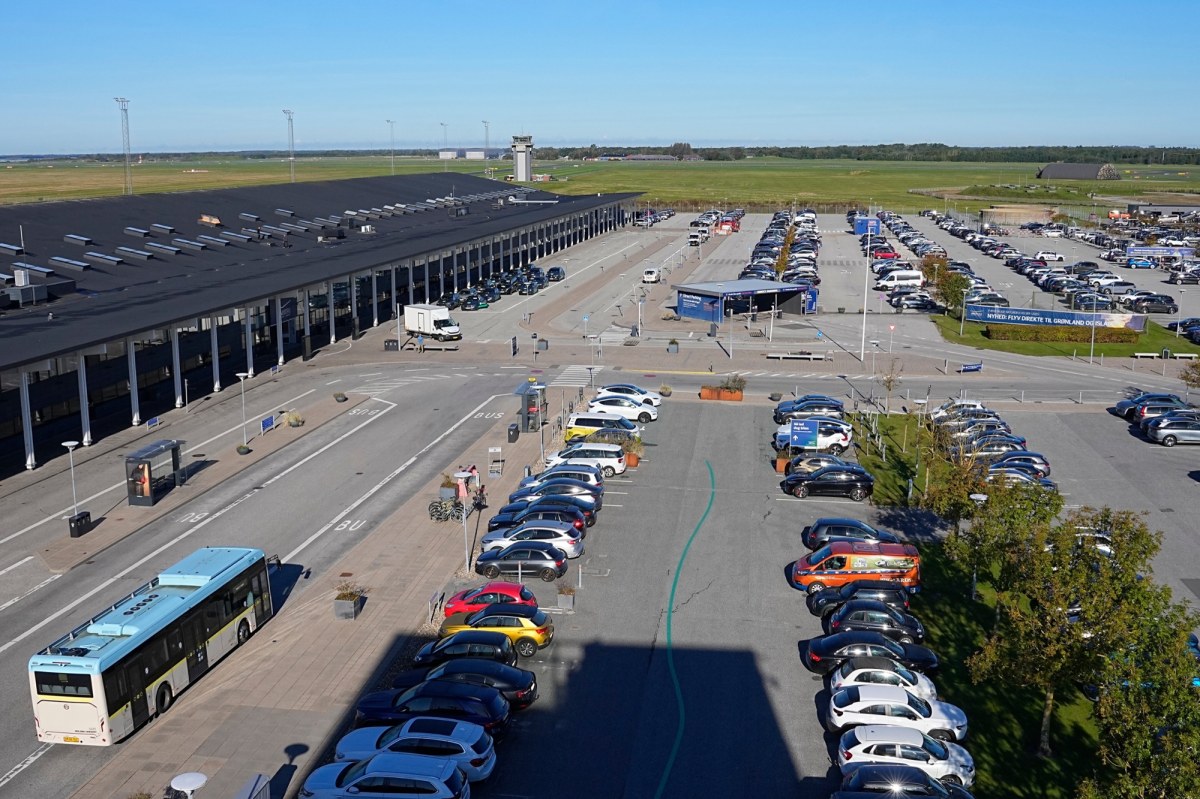 "Podejrzany dron" nad lotniskiem w Danii. Ruch wstrzymany na godzinę