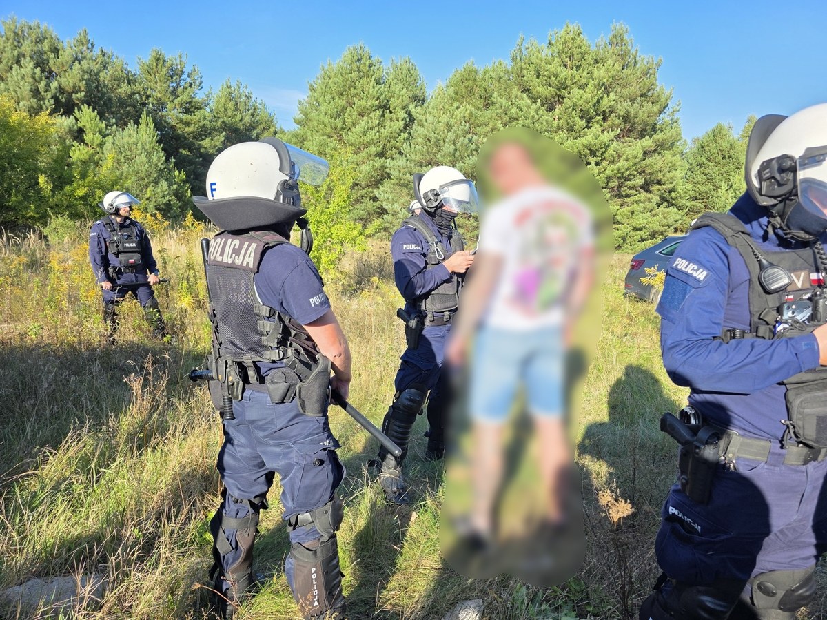O włos od tragedii. Zobacz, jak mundurowi udaremnili brutalną ustawkę