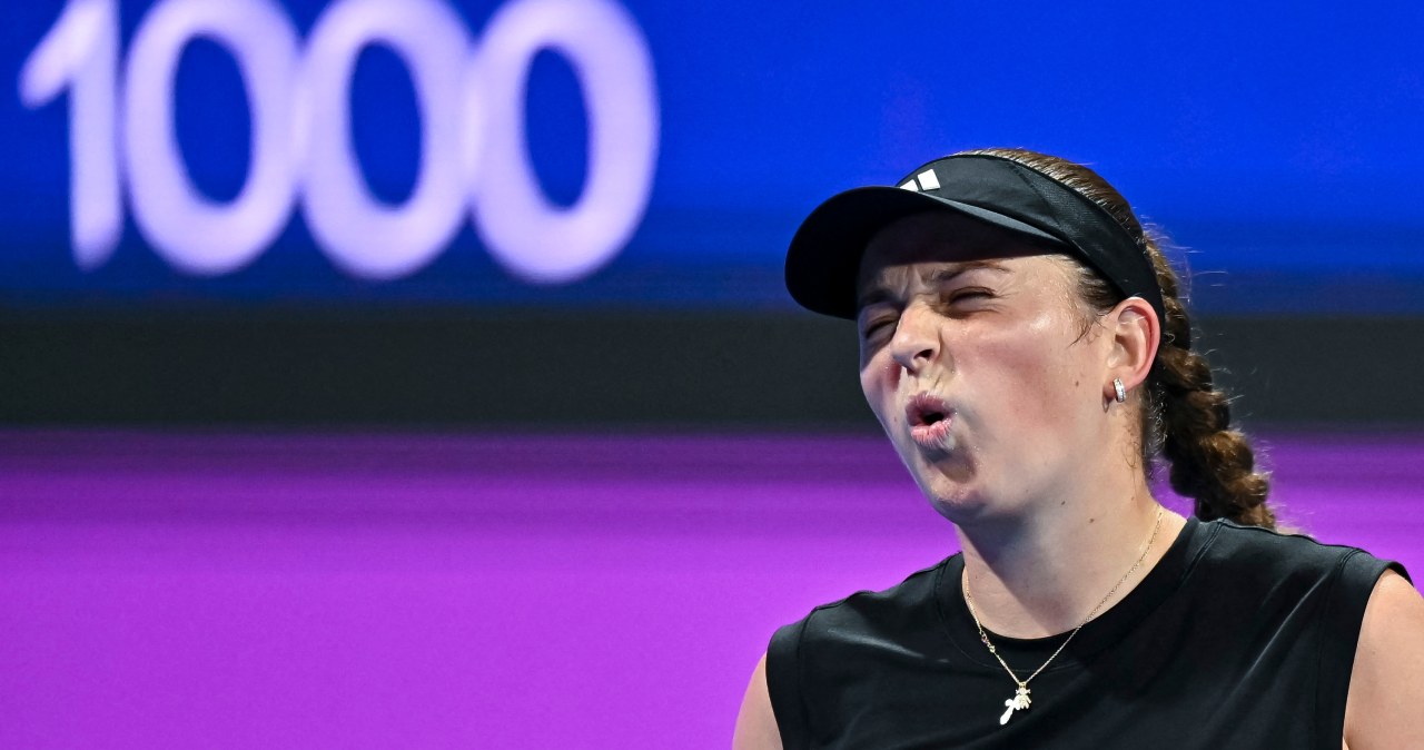 wiadomości,aktualności,Interia Kompletna degrengolada Ostapenko. 3:0, później dziewięć przegranych gemów. To nie był koniec