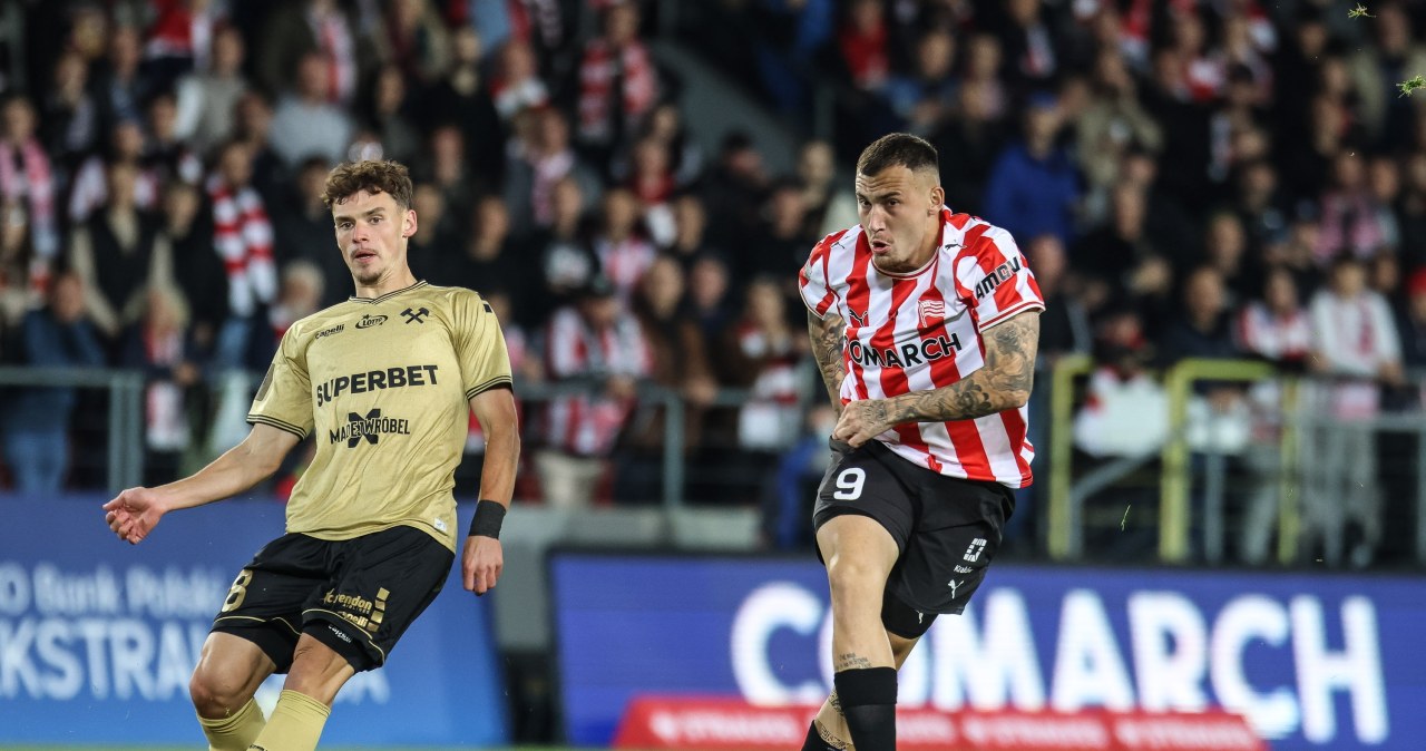 wiadomości,aktualności,Interia Szalona radość w końcówce hitu Ekstraklasy. Lider jednak powstrzymany