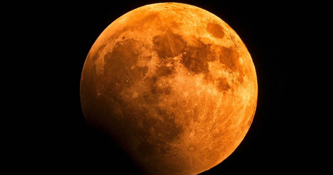 Nietypowe zjawisko na Księżycu. Winna jest Ziemia