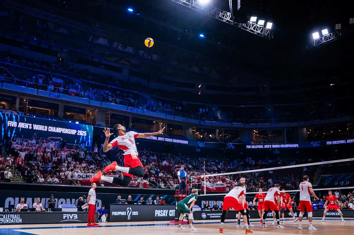 Znamy już drużynę marzeń mistrzostw świata siatkarzy. Najbardziej wartościowym zawodnikiem turnieju wybrano włoskiego przyjmującego Alessandro Michieletto. Wśród najlepszych znalazł się też jeden Polak - Jakub Kochanowski. 
