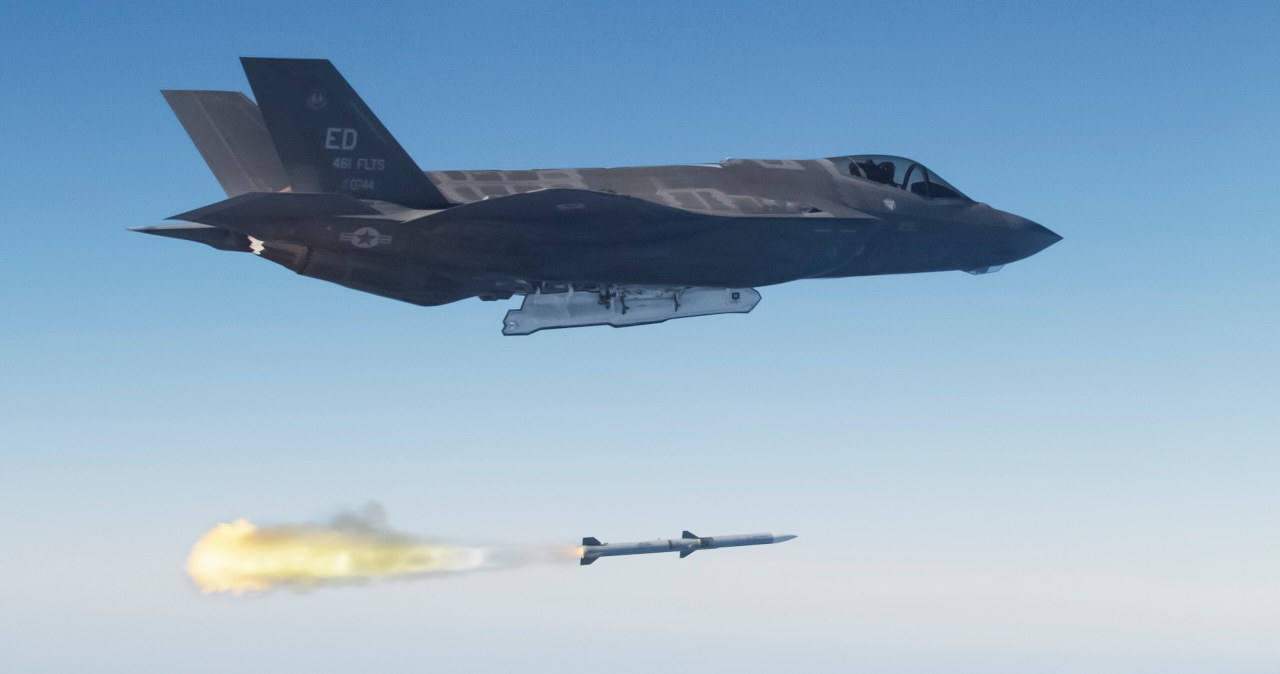 Polskie F-35 będą bezzębne? Dlaczego wstrzymano zakup kluczowych pocisków
