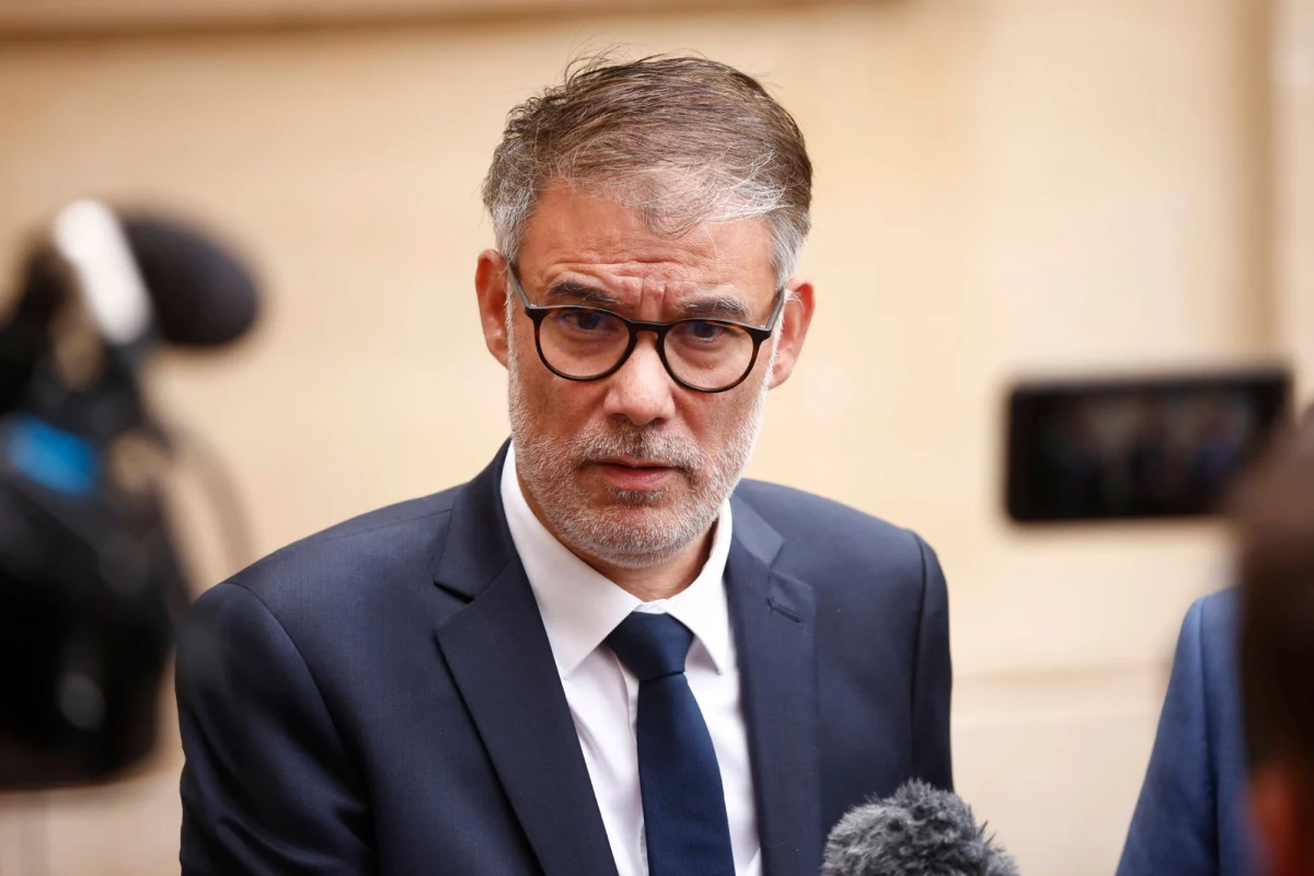 Sytuacja na francuskiej scenie politycznej daleka od uspokojenia. Szef Partii Socjalistycznej Olivier Faure spotka się z premierem Sebastienem Lecornu. Jak stwierdził, jest to ostatnia szansa na porozumienie w sprawie projektu budżetu.