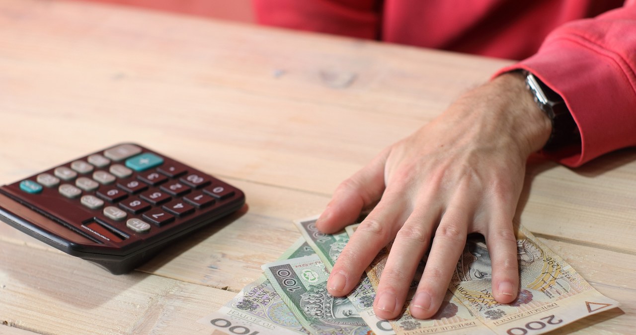 Czy można poprosić o wcześniejszą wypłatę pensji? Kodeks pracy mówi jasno