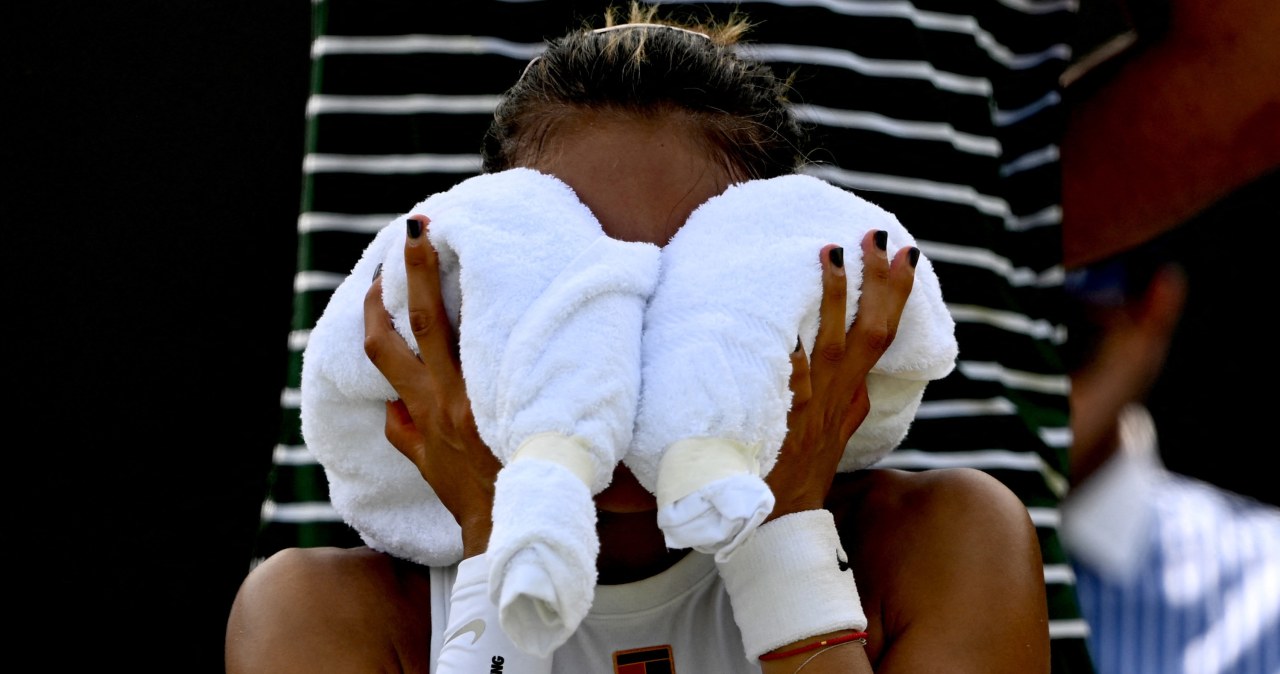 wiadomości,aktualności,Interia Koszmar mistrzyni w Pekinie. Iga Świątek traci kolejną rywalkę. Musiała zrezygnować