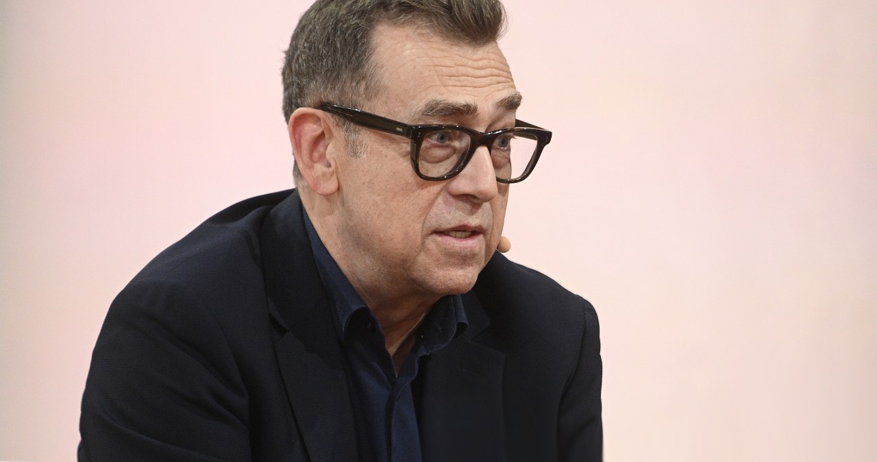 Maciej Orłoś parę razy mocno nabałaganił w swoim życiu. Wiedzą coś o tym trzy byłe żony dziennikarza