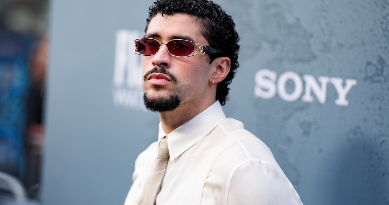 To on uświetni przyszłoroczny Super Bowl! Kim jest Bad Bunny?