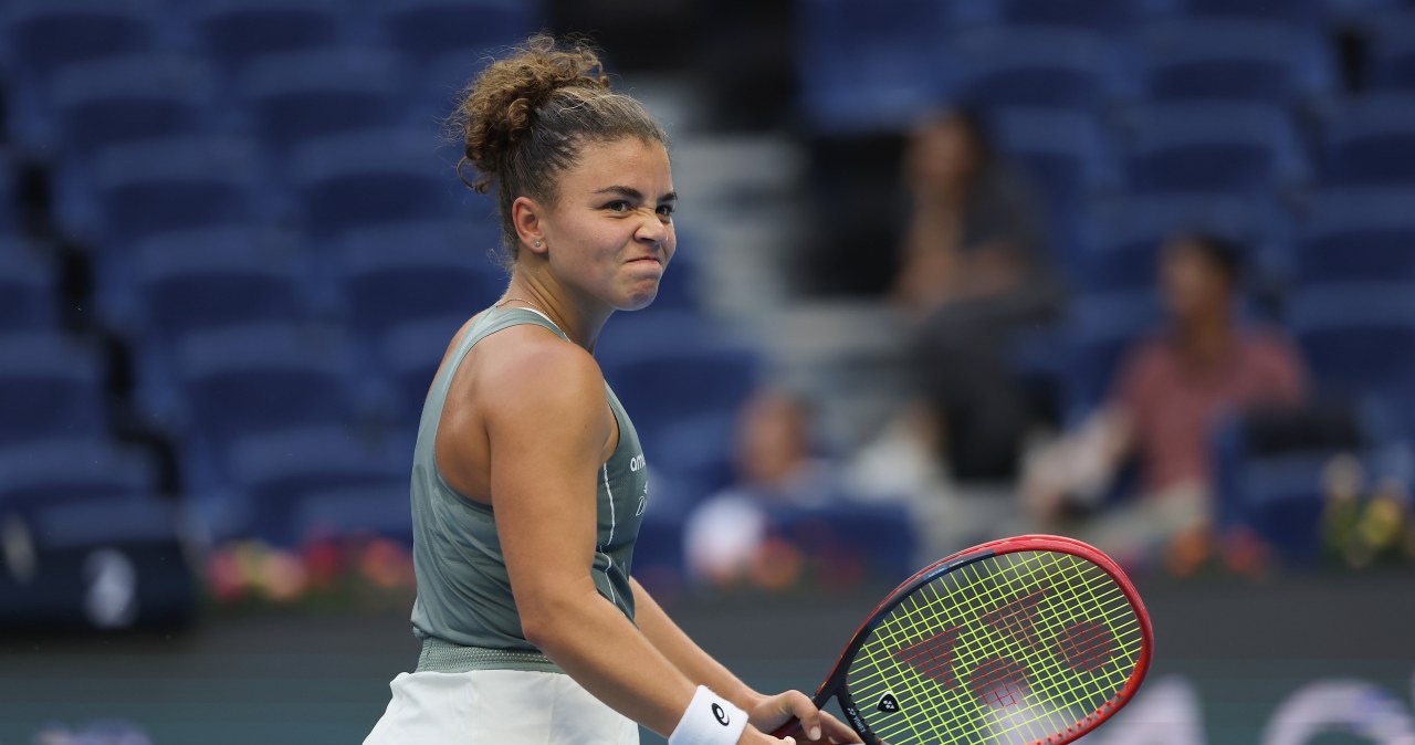 wiadomości,aktualności,Interia Była 23.34 w Pekinie, gdy Paolini została przełamana. I wtedy zaczęły się emocje