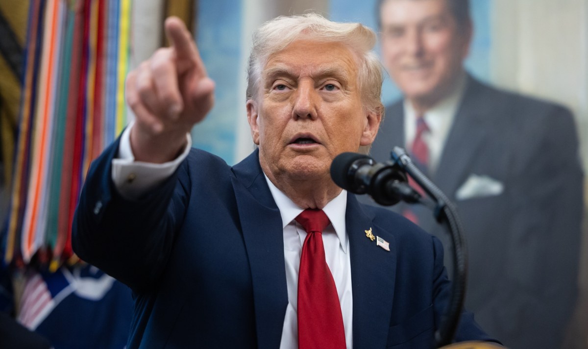 Pfizer poszedł na układ z Donaldem Trumpem