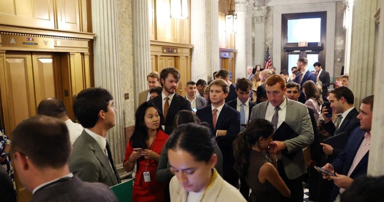 wiadomości,aktualności,Interia Czas minął, do przełomu nie doszło. Czarny scenariusz w sprawie rządu USA