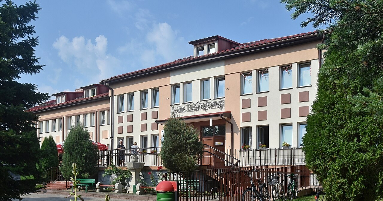 Mało znane, a piękne uzdrowisko. Kąpiele siarkowe, wody lecznicze i leczenie reumatyzmu