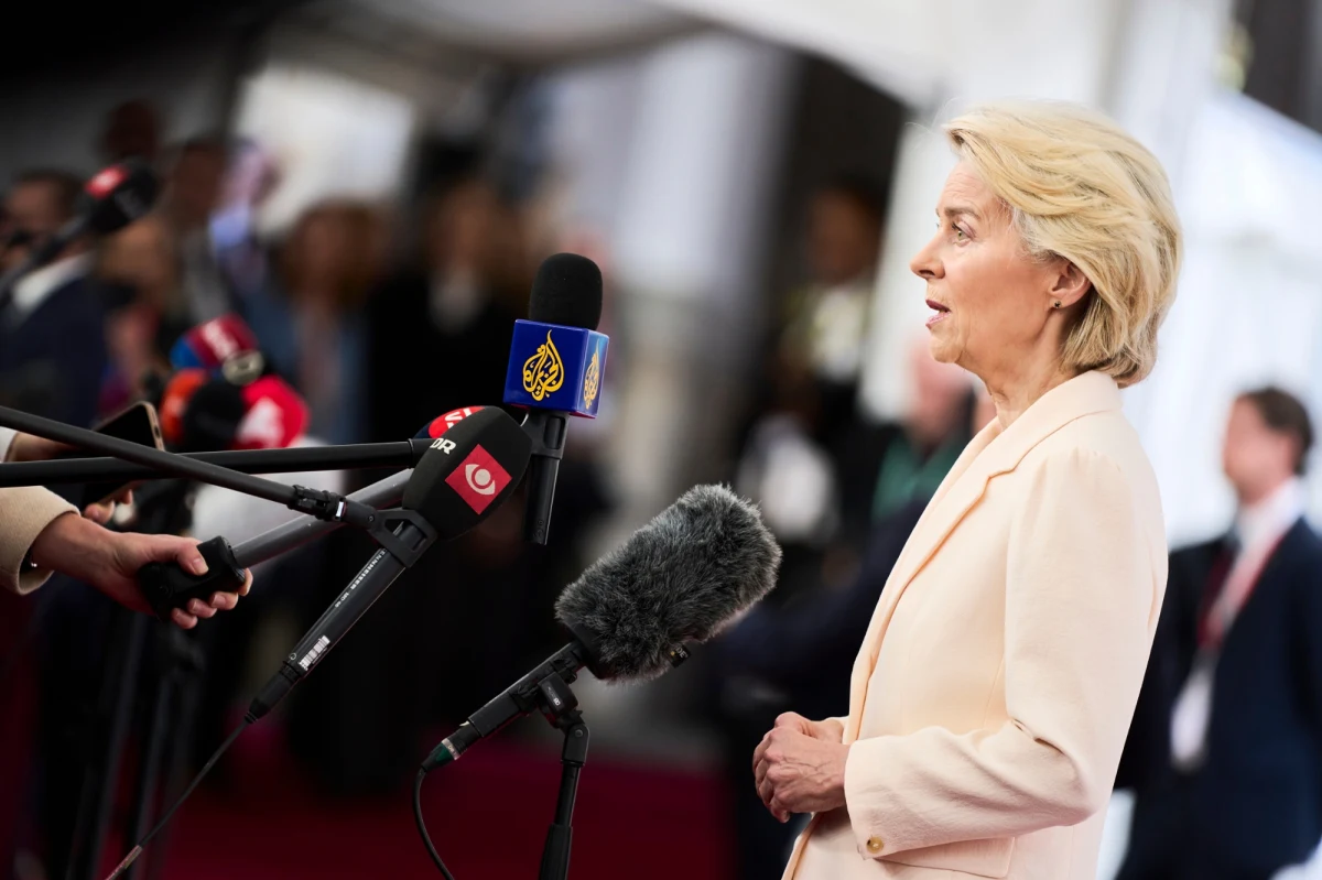 Kolejny zastrzyk unijnej pomocy dla walczącej Ukrainy. O przekazaniu czterech miliardów euro poinformowała na nieformalnym szczycie Unii w Kopenhadze szefowa Komisji Europejskiej Ursula von der Leyen.