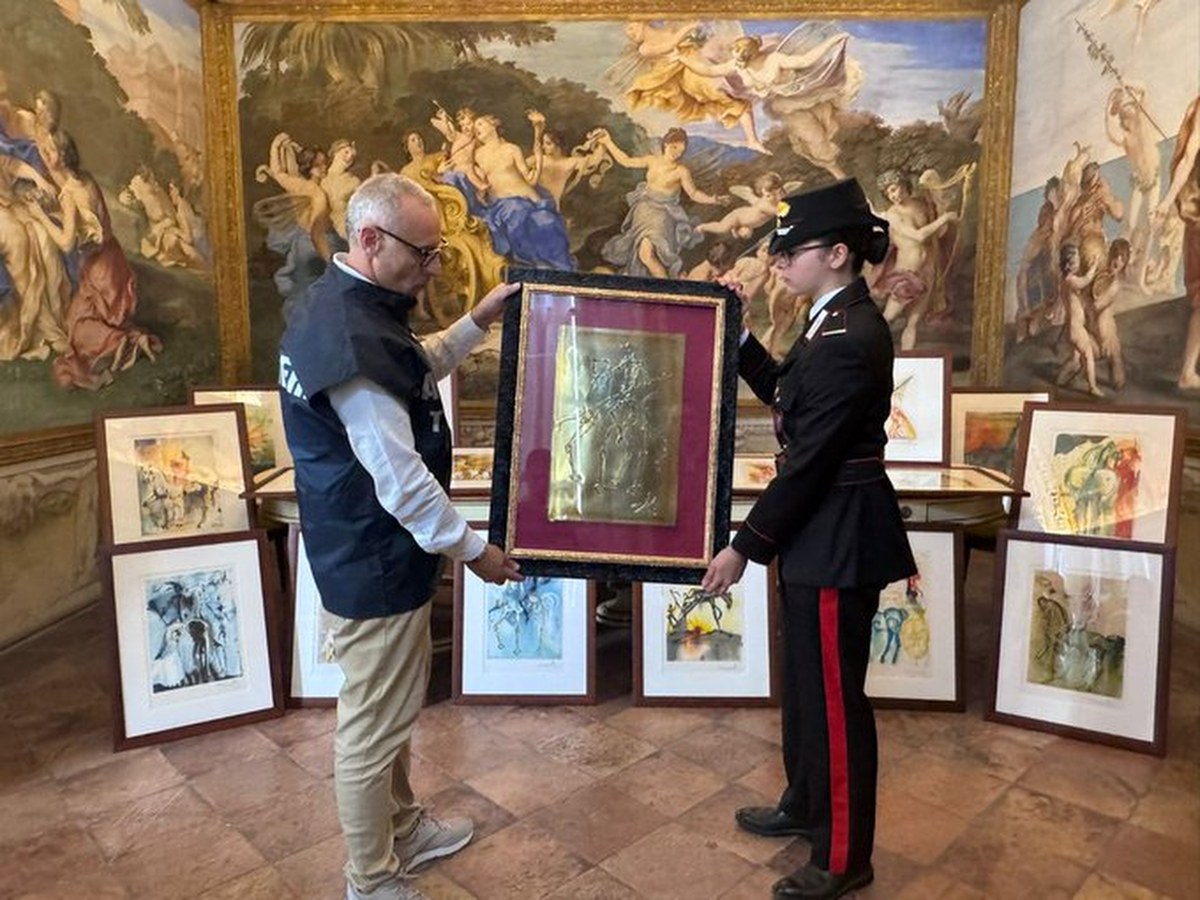 Skandal na wystawie dzieł Dalego. Do akcji wkroczyli karabinierzy