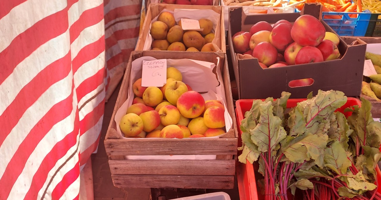 Tajemnica tanich owoców wyszła na jaw. To dlatego ich ceny są teraz niskie