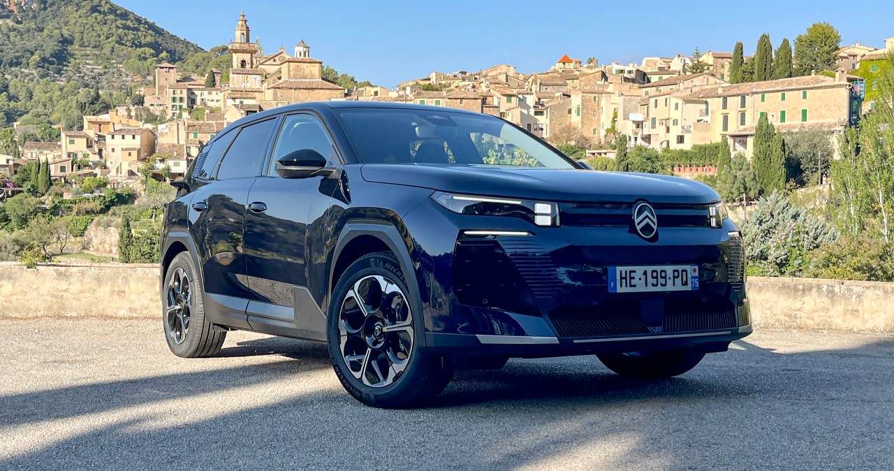 C5 Aircross na prąd to idealny SUV dla rodziny? 680 km zasięgu to początek wiadomości,aktualności,Interia C5 Aircross na prąd to idealny SUV dla rodziny? 680 km zasięgu to początek
