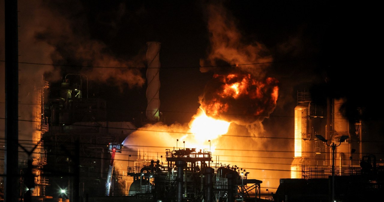 Pożar i potężna eksplozja. Amerykańska rafineria stanęła w ogniu