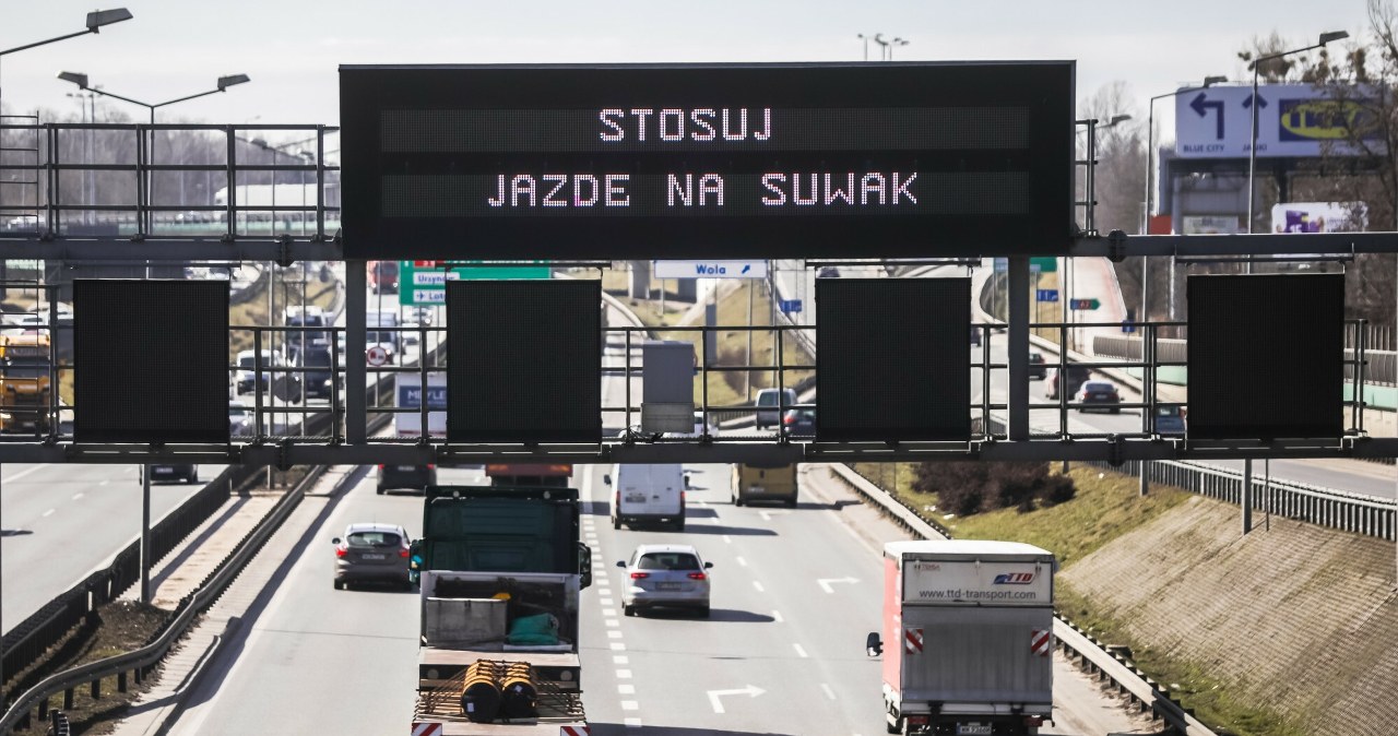 Zasada jazdy na suwak nie zawsze działa. Błąd kosztuje nawet tysiąc zł wiadomości,aktualności,Interia Zasada jazdy na suwak nie zawsze działa. Błąd kosztuje nawet tysiąc zł