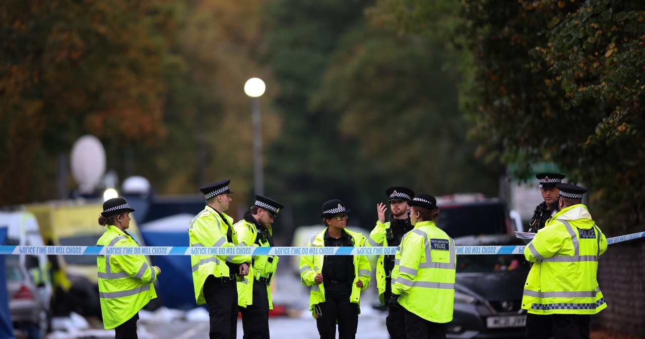 "Strzały zostały oddane przez policję". Nowy komunikat po ataku na synagogę