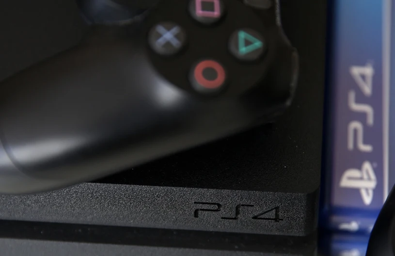 Era PlayStation 4 dobiega końca? Sony nakłania graczy do jednego