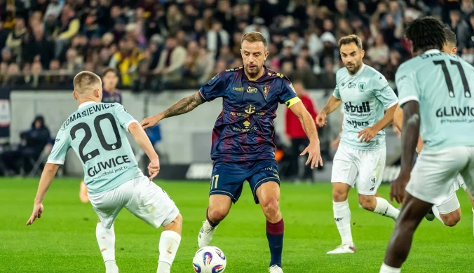 Zwrot akcji w 90. minucie. Sędzia nagle zmienił zdanie. Grosicki zachwycił 