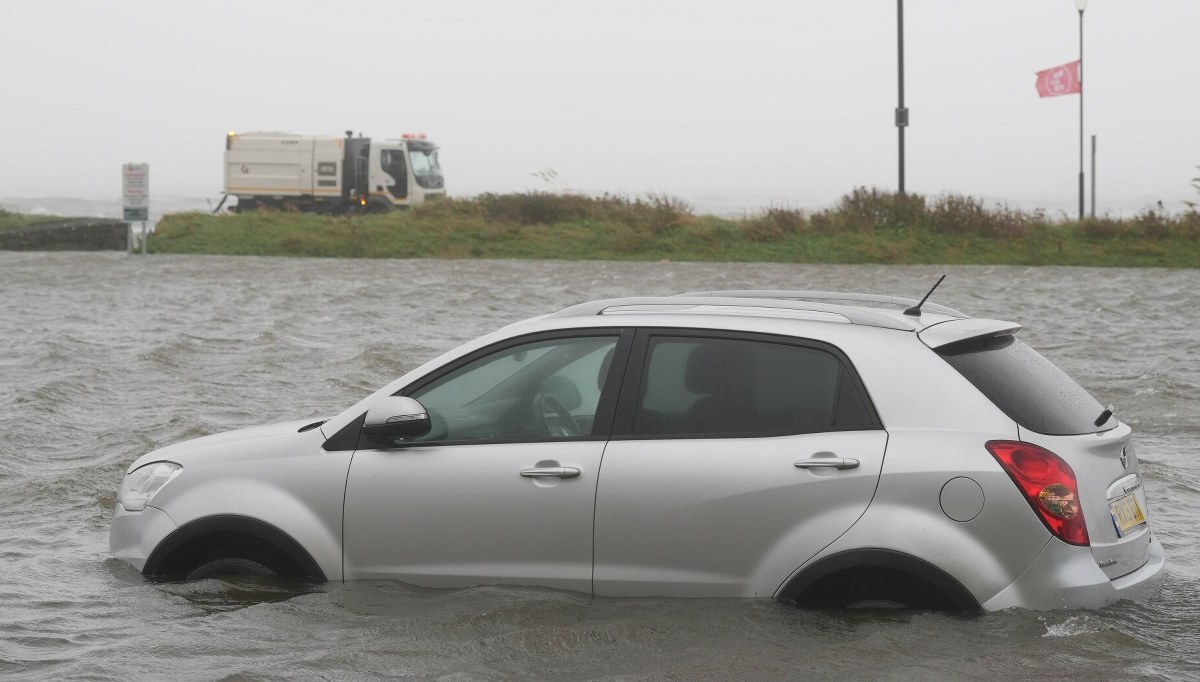 Amy atakuje. Sparaliżowane lotniska, zagrożeni ludzie