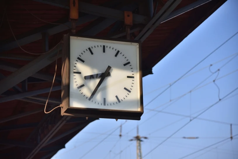 Ani zimowy, ani letni. Mają nowy pomysł na zmianę czasu