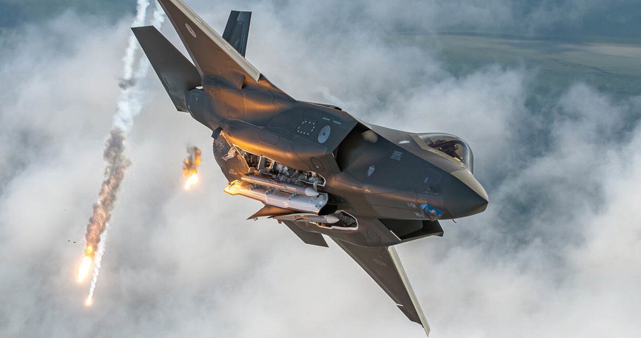 Do obrony Polski wysłano F-35. Jego start śledzili internauci
