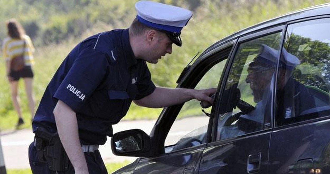 500 zł za korzystanie z nawigacji. Policjant spojrzy i się nie zawaha wiadomości,aktualności,Interia 500 zł za korzystanie z nawigacji. Policjant spojrzy i się nie zawaha
