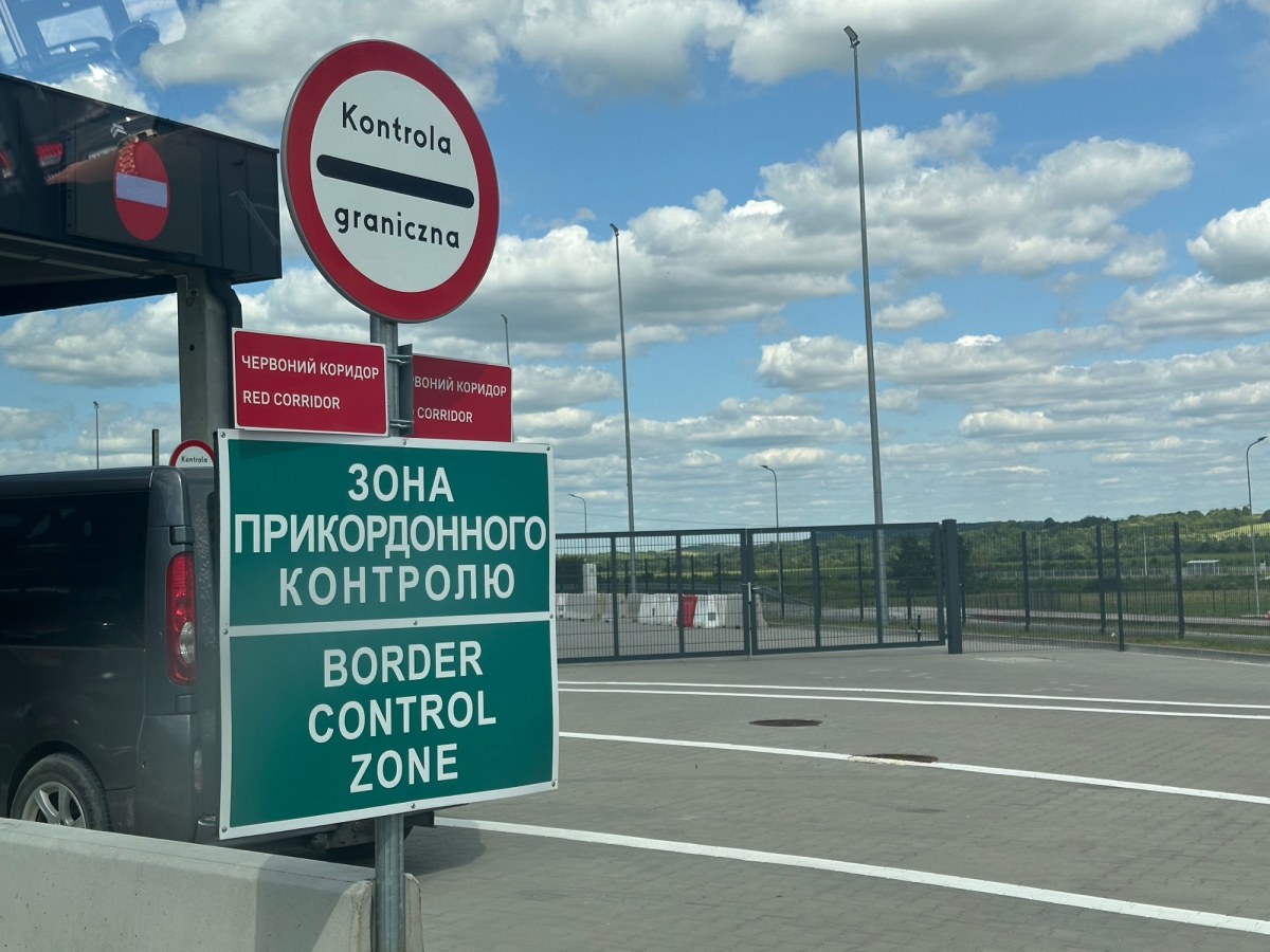 Nielegalny przerzut cudzoziemców rozbity. Ukraińcy z zarzutami