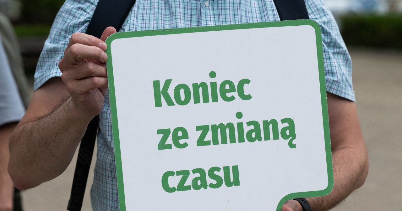 Koniec ze zmianą czasu już bliski? Na tapet wraca sporna kwestia