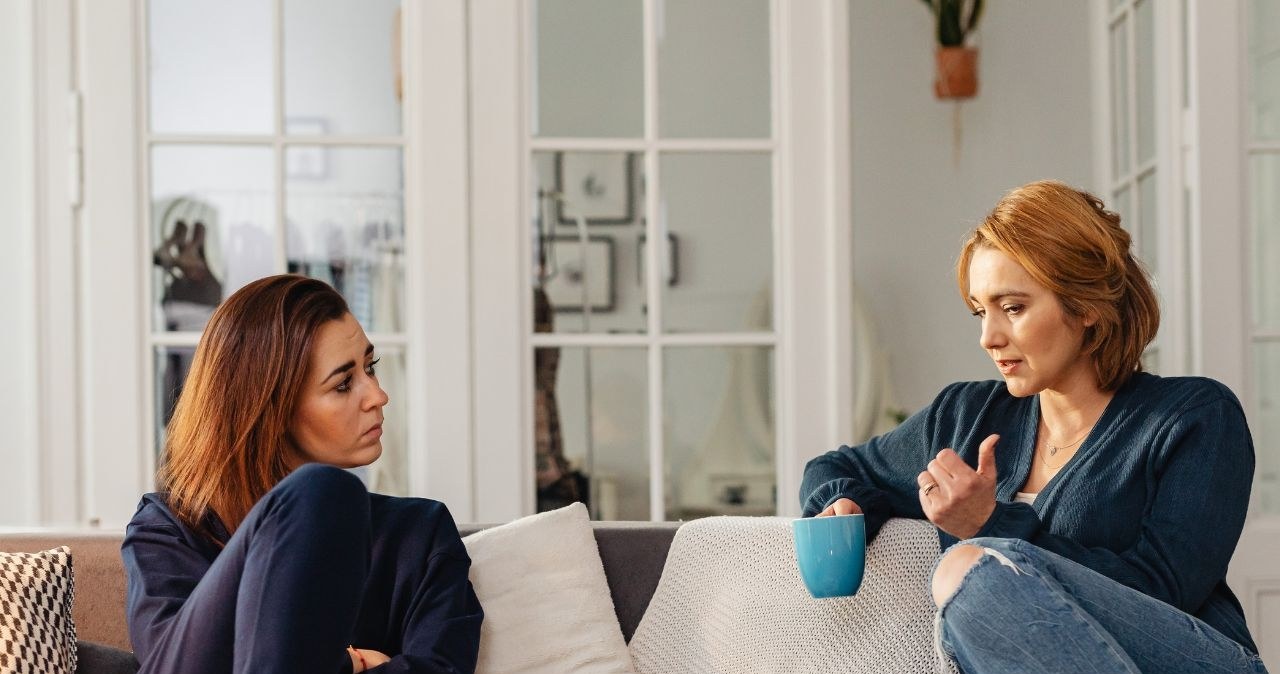 Tak rozpoznasz fałszywą przyjaciółkę. Zwróć uwagę na to, co mówi