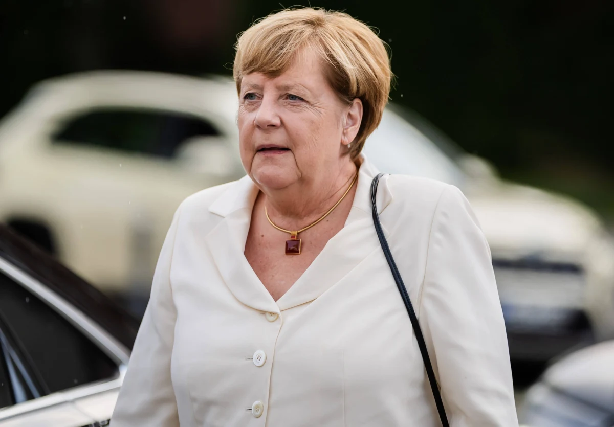Była kanclerz Niemiec Angela Merkel nie wypowiedziała słów o "współwinie Polski za wojnę Putina" w rozmowie z węgierskim kanałem internetowym Partizan. To przedstawiona przez niemiecki dziennik "Bild" interpretacja jej wypowiedzi, że w 2021 r. Warszawa i kraje bałtyckie były przeciwne jej pomysłowi "nowego formatu" rozmów między UE a Rosją.